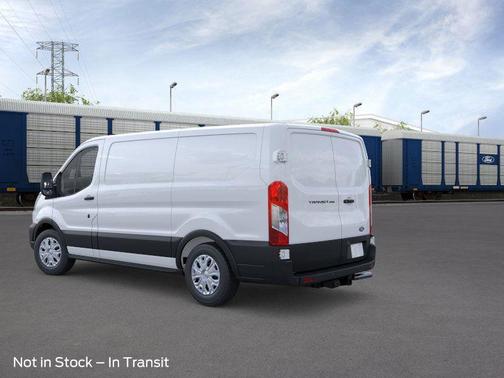 2026 Ford Transit-250 