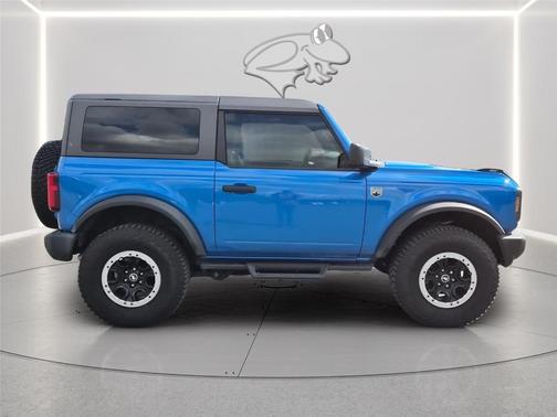 Velocity Blue 2023 Ford Bronco Big Bend Advanced