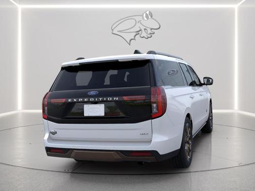Star White 2026 Ford Expedition Max King Ranch