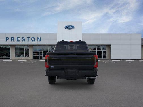 2026 Ford F-250 Platinum