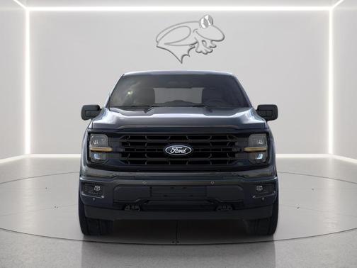 Agate Black Metallic 2026 Ford F-150 XLT