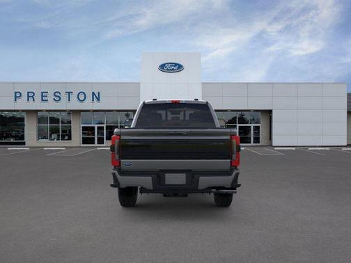 2025 Ford F-250 Platinum