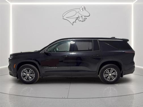 Mosaic Black Metallic 2024 Chevrolet Traverse LS