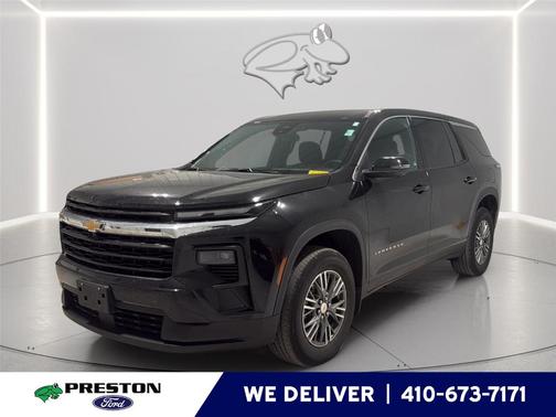 Mosaic Black Metallic 2024 Chevrolet Traverse LS