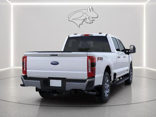 Star White 2026 Ford F-250 Lariat