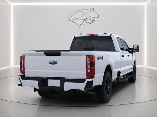Oxford White 2026 Ford F-350 XL