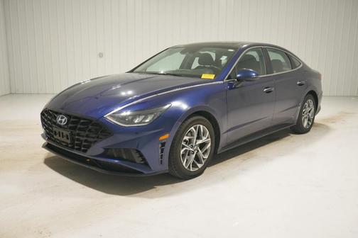 2022 Hyundai SONATA SEL