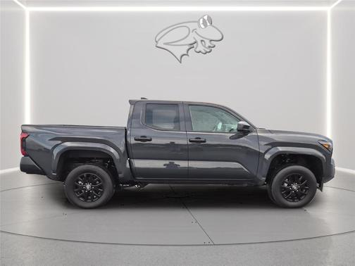 UNDERGROUND 2025 Toyota Tacoma SR
