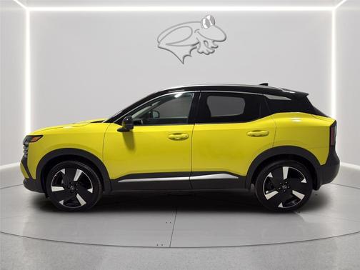 2t Ylw Blk Roof 2025 Nissan Kicks SR