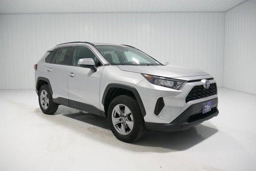 2022 Toyota RAV4 Hybrid LE