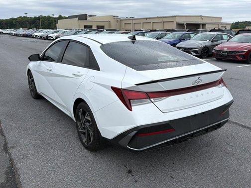 White 2025 Hyundai ELANTRA SEL Sport