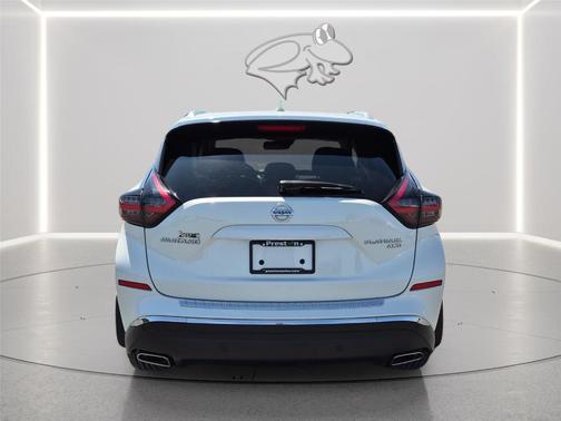 White 2021 Nissan Murano Platinum