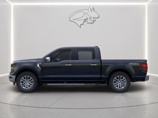 Agate Black 2026 Ford F-150 XLT