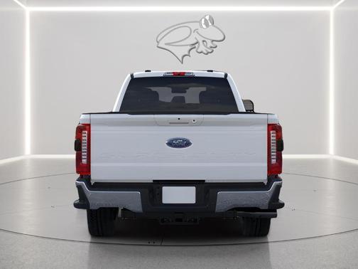 Oxford White 2026 Ford F-250 Lariat
