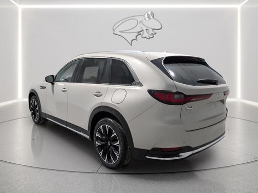 2024 Mazda CX-90 PHEV Premium Plus