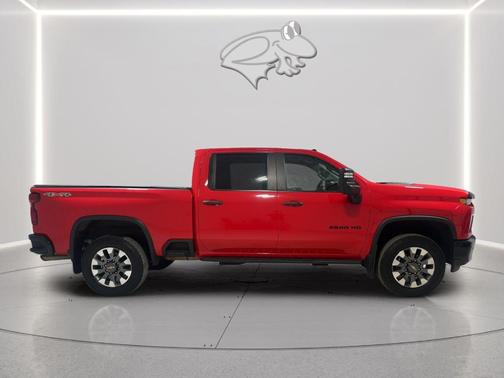 Red 2022 Chevrolet Silverado 2500 Custom