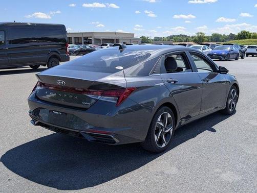 2021 Hyundai ELANTRA Limited