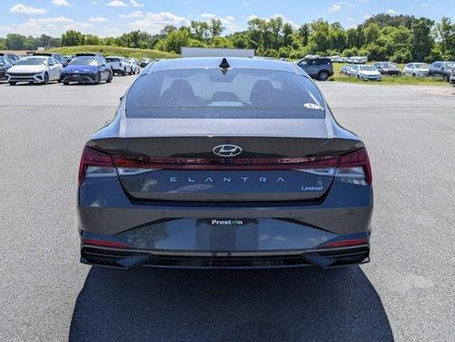 2021 Hyundai ELANTRA Limited