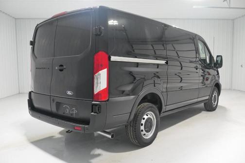 2026 Ford Transit-250 