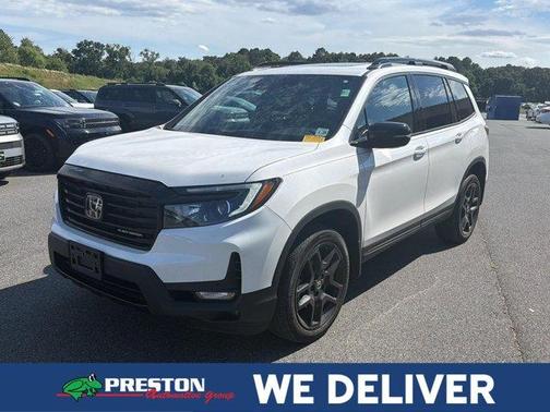 Platinum White Pearl 2024 Honda Passport Black Edition