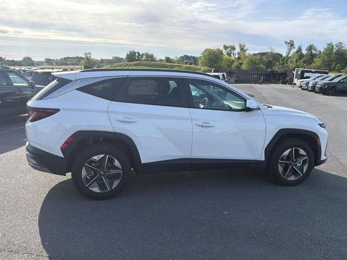 Serenity White Pearl 2026 Hyundai TUCSON SEL