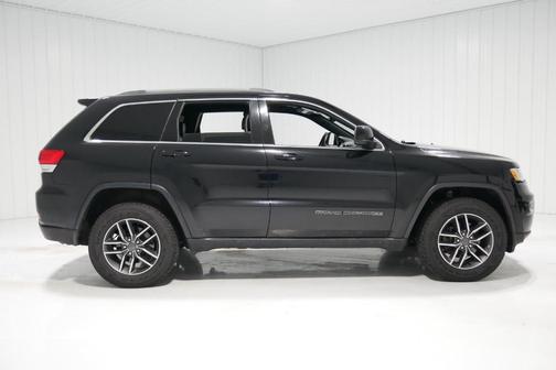 2019 Jeep Grand Cherokee Laredo E