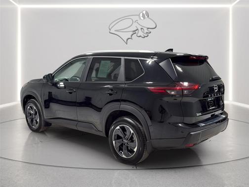 Black 2024 Nissan Rogue SV