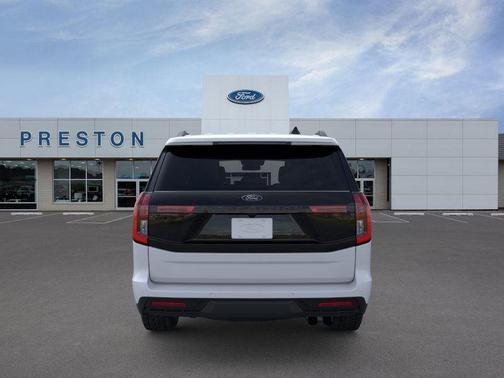 2026 Ford Expedition Tremor