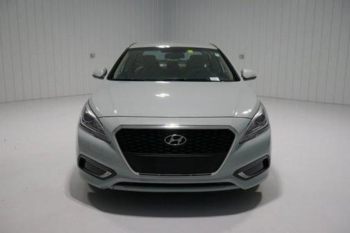 2016 Hyundai SONATA Hybrid SE
