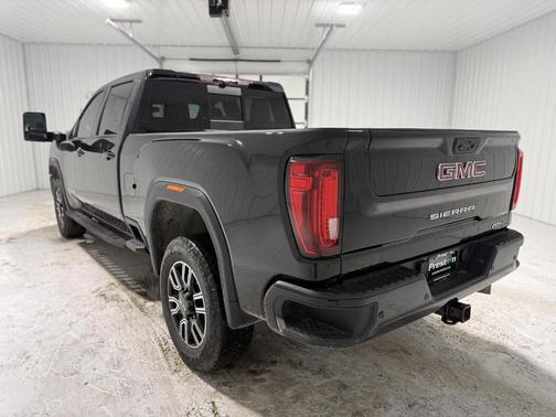 2023 GMC Sierra 2500 AT4
