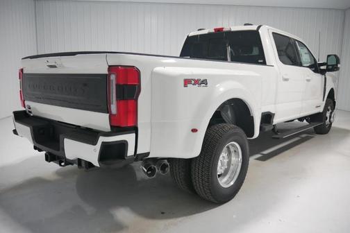 2025 Ford F-350 Platinum