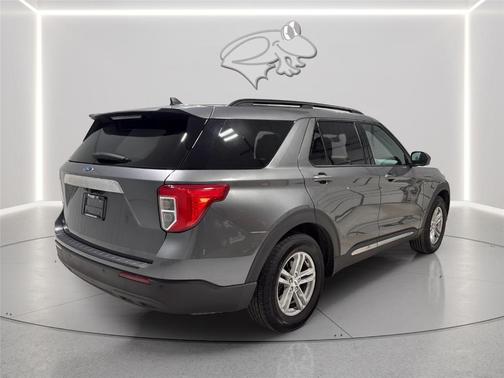 Carbonized Gray 2024 Ford Explorer XLT