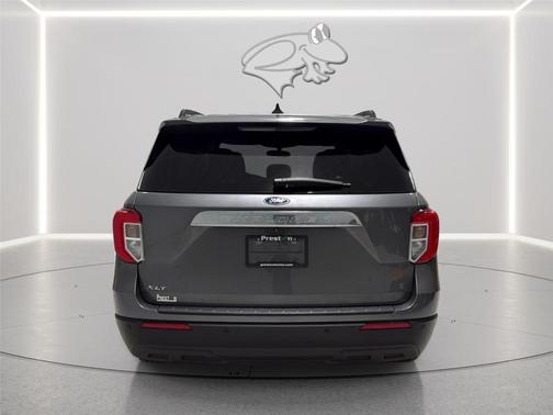 Carbonized Gray 2024 Ford Explorer XLT