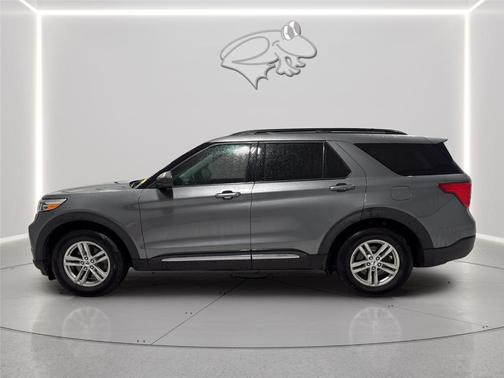 Carbonized Gray 2024 Ford Explorer XLT