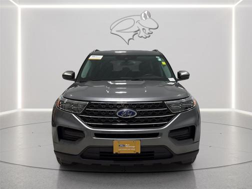 Carbonized Gray 2024 Ford Explorer XLT