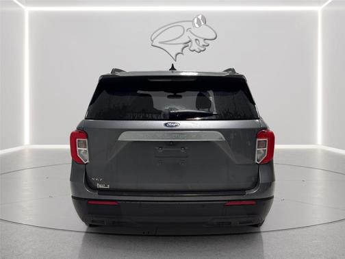 Carbonized Gray 2024 Ford Explorer XLT