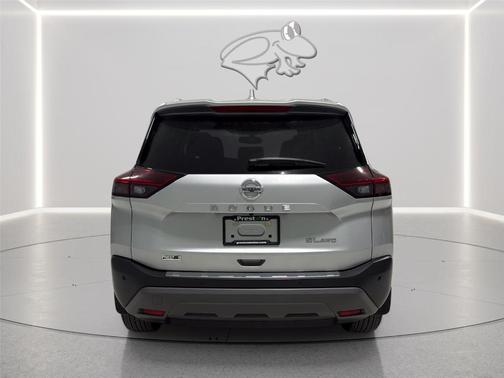 Brilliant Silver Metallic 2021 Nissan Rogue SL