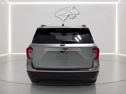 Iconic Silver 2023 Ford Explorer XLT