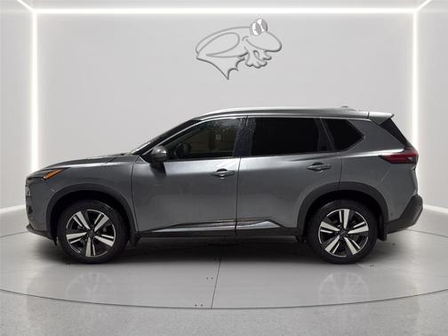 Gun Metallic 2023 Nissan Rogue SL