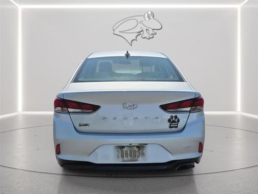 Symphony Silver 2018 Hyundai SONATA SEL