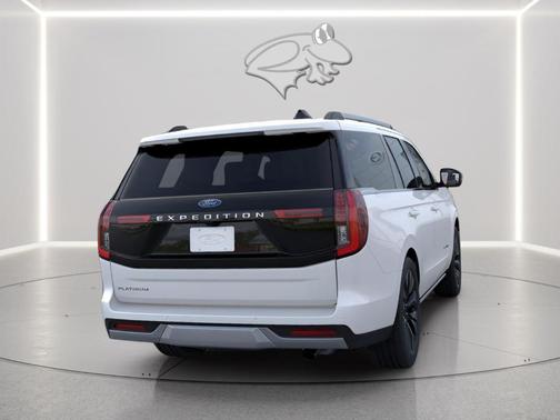 Star White 2026 Ford Expedition Platinum