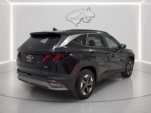 Phantom Black 2026 Hyundai TUCSON SEL