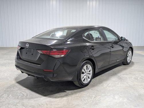2022 Nissan Sentra S