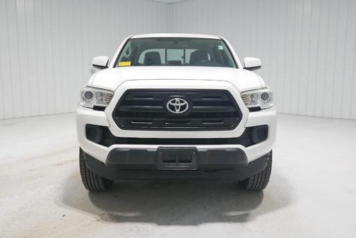 2017 Toyota Tacoma SR V6