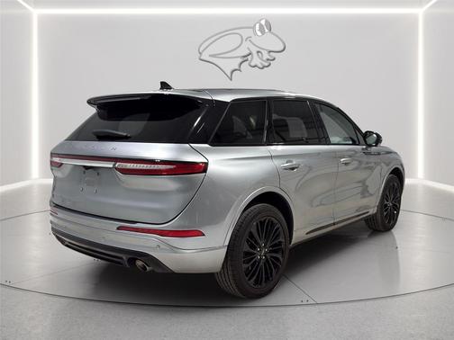 Silver Radiance Metallic 2024 Lincoln Corsair Premiere