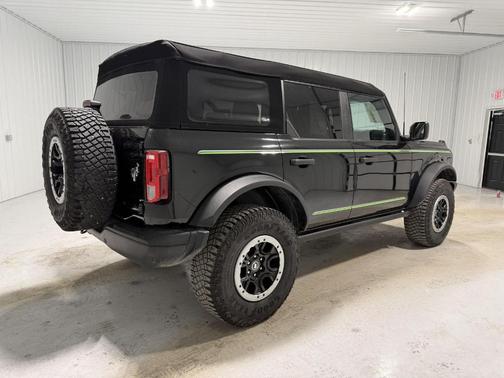 2023 Ford Bronco Black Diamond Advanced