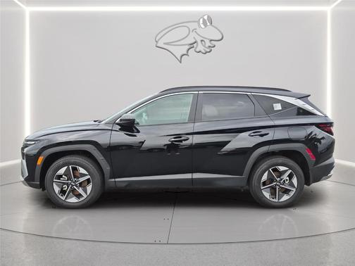 Phantom Black 2026 Hyundai TUCSON SEL