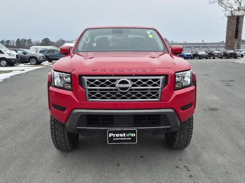 2022 Nissan Frontier SV