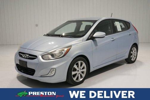 2012 Hyundai Accent SE