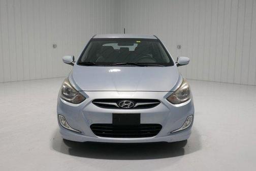 2012 Hyundai Accent SE